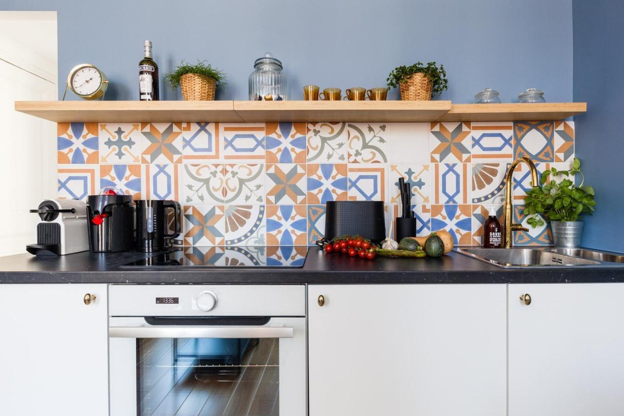 La Bonne Mere - Superbe Appartement Vue Notre Dame Marseille Luaran gambar